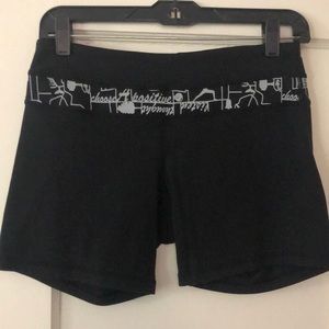 Lululemon bike shorts - size 6